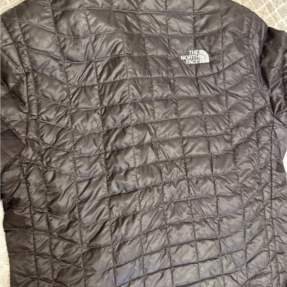North face men Thermoball black jacket - mediumm - Picture 4 of 8